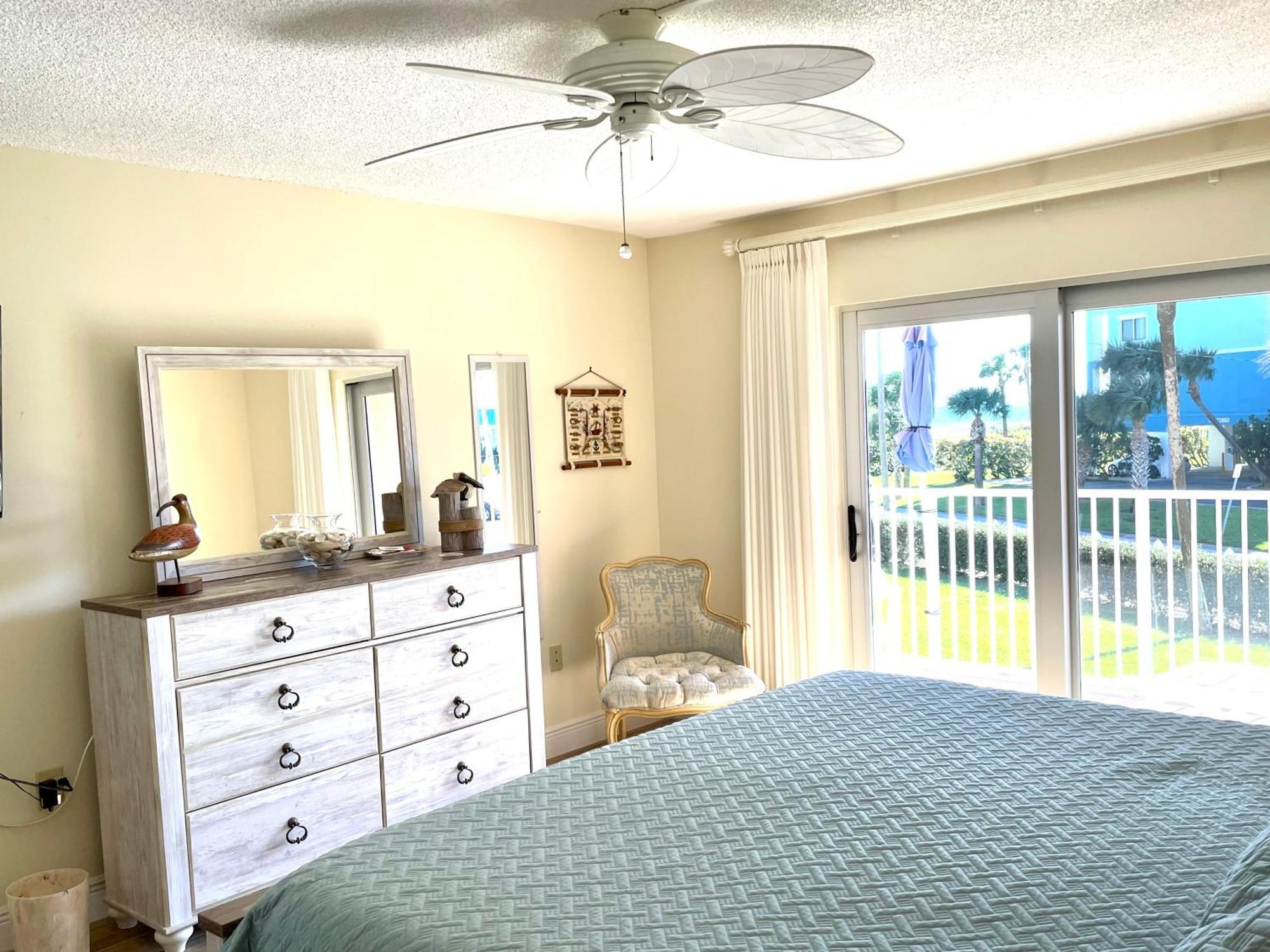 Cocoa Beach Towers Стая снимка